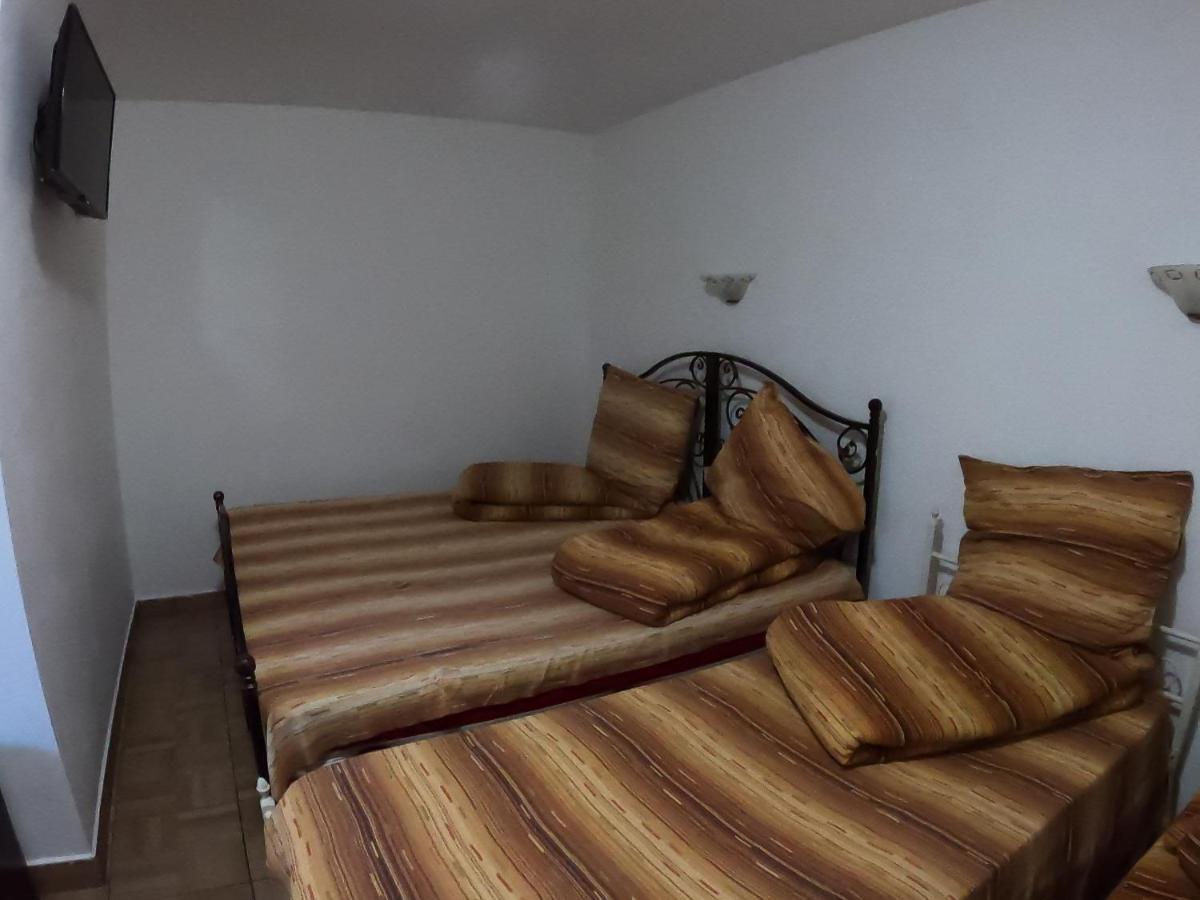 Motel Aris Meridian Пьятра-Нямц Экстерьер фото