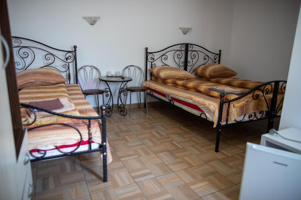 Motel Aris Meridian Пьятра-Нямц Экстерьер фото