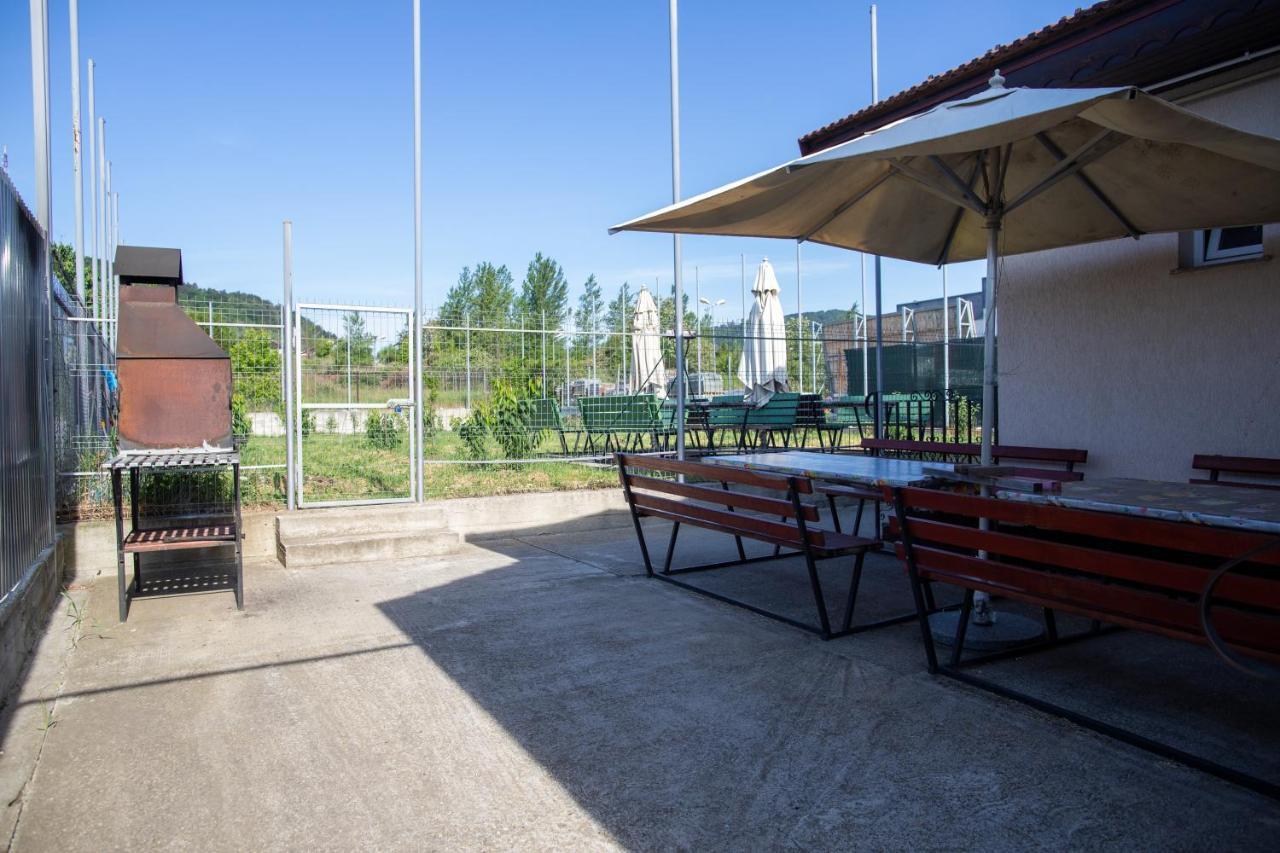Motel Aris Meridian Пьятра-Нямц Экстерьер фото