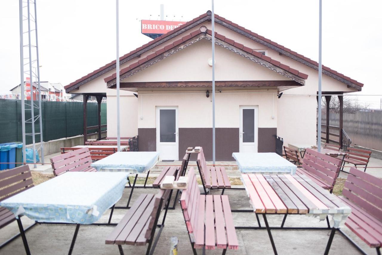 Motel Aris Meridian Пьятра-Нямц Экстерьер фото